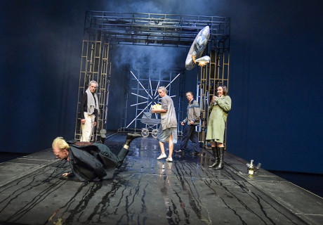 Die Ratten – Staatsschauspiel Dresden – Daniela Löffner inszeniert Gerhart Hauptmanns Mietskasernen-Milieustudie