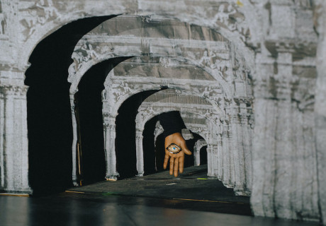 A Day is a Hundred Years – Wiener Festwochen – Jozef Wouters und sein Brüsseler Decoratelier lassen ihrer Fantasie freien Lauf