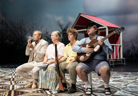 Der Apfelgarten – Thalia Theater Hamburg – Antú Romero Nunes und Dörte Hansen verlegen Tschechow ins Alte Land bei Hamburg