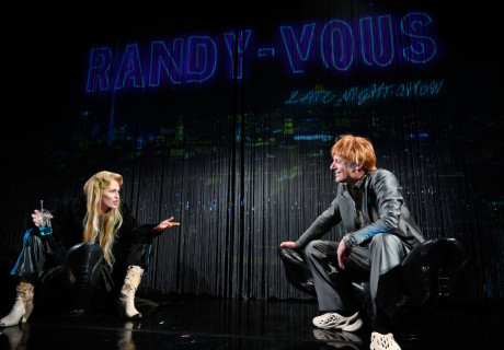 Auf See – Theater Aachen – Theresa Thomasberger inszeniert den dystopischen Roman von Theresia Enzensberger