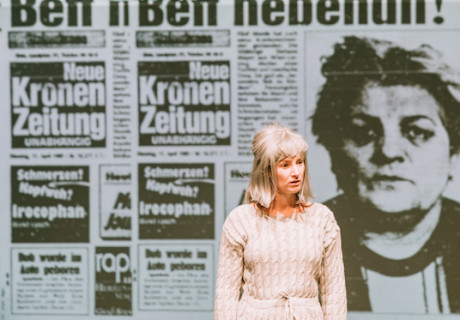 Böse Frauen – Das Performancekollektiv Die Rabtaldirndln kümmert sich am brut Wien um die Lainzer Mordschwestern, Pflege und alles, was damit zusammenhängt