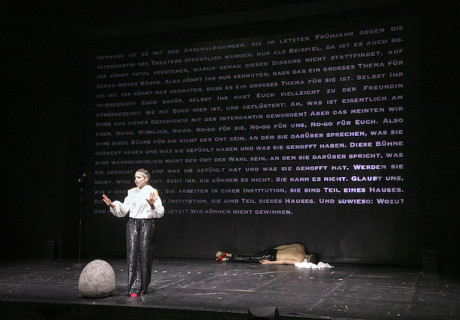 Mehrsprachigkeit in der zeitgenössischen Dramatik als Ausdruck sozialer Diversität