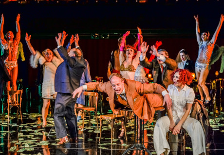 Cabaret – Schauspiel Stuttgart – Calixto Bieito inszeniert den Broadway-Hit ohne Verfremdungseffekt