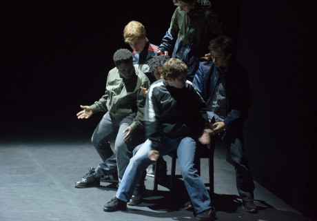 Contes et légendes – Wiener Festwochen – Ein realistisches Science-Fiction-Szenario von Joël Pommerat