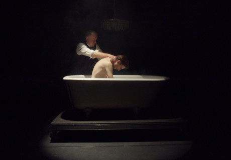 Die Namenlosen – Kampnagel Hamburg – Nesterval erzählen beim Internationalen Sommerfestival von der Nazi-Verfolgung der Hamburger LGBTQIA*-Community