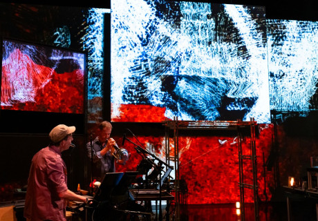 Die Erdfabrik – Ruhrtriennale – Uraufführung einer Komposition von Georges Aperghis mit Texten von Jean-Christophe Bailly