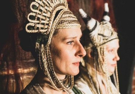 Repressalien gegen russische Theaterszene – Geschlossene Häuser, verhaftete Künstler*innen