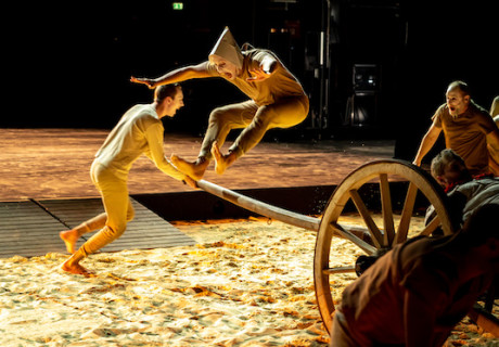 Götz von Berlichingen – Tilman Gersch schenkt dem Theater am Pfalzbau Ludwigshafen eine seiner raren Eigenproduktionen
