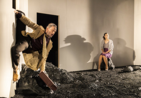 Guldenberg – Staatstheater Meiningen – Max Claessen bringt den Roman von Christoph Hein auf die Bühne