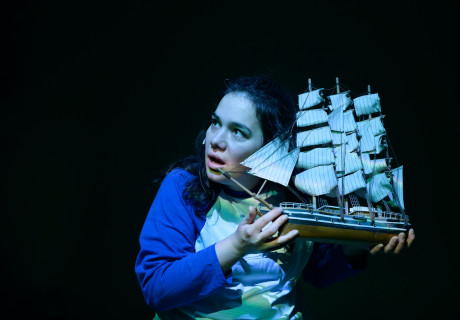 Gullivers Reisen – Deutsches Nationaltheater Weimar – Jazz Woodcock-Stewart inszeniert eine Swift-Bearbeitung von Lulu Raczka