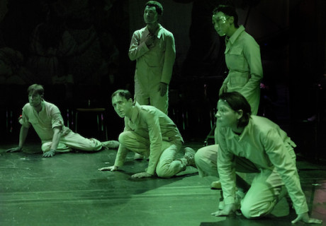 Die Hermannsschlacht – Schauspiel Köln – Oliver Frljić verwandelt Kleists wildes Historiendrama in ein kühles Lehrstück 