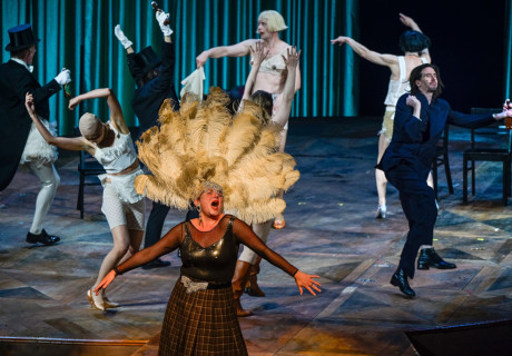 Hotel Savoy oder Ich hol' dir vom Himmel das Blau – Schauspiel Stuttgart – Eine Hybridoperette nach Joseph Roth mit der Musicbanda Franiu