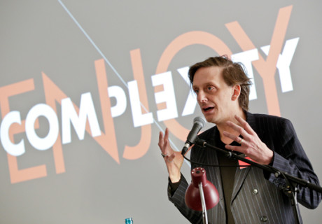 Ersan Mondtags Dortmunder Inszenierung 