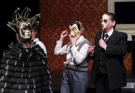 Bekenntnisse des Hochstaplers Felix Krull – Theater der Stadt Aalen – Tonio Kleinknecht erzählt Thomas Manns Romanfragment mit echten Artist:innen