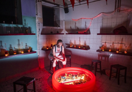 Letzter Aufguss – Schauspiel Leipzig – Kollektiv DARUM bespielt historisches Gebäude