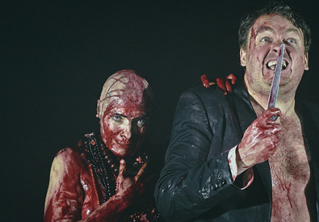 Macbeth – Am Berliner Ensemble sucht Michael Thalheimer mit William Shakespeare und Heiner Müller den schlechtesten Menschen