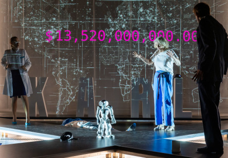 Von Maschinen und Menschen – Konzerthaus Wernigerode – Sören Hornung und Janek Liebetruth zeigen einen KI-Roboter außer Rand und Band