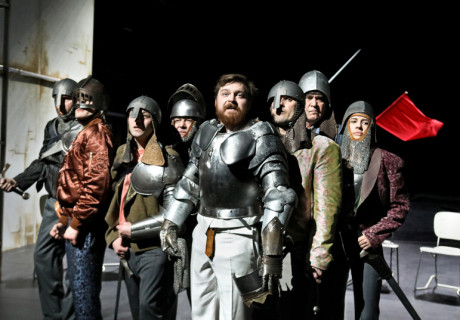 Merlin oder das wüste Land – Schauspiel Essen – Lars-Ole Walburg inszeniert den großen Abschied des Essener Ensembles mit Tankred Dorsts utopischem Klopper