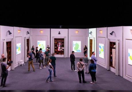  Museum of Uncounted Voices – Wiener Festwochen – Marina Davydova führt durch ein Pandämonium der (post)sowjetischen Geschichte