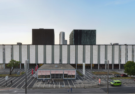 NT Mannheim erhöht Geld für Hausautor*innen