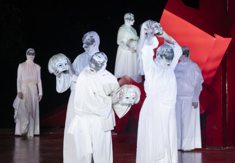 Ödipus / Bock – Theater an der Ruhr, Mülheim – Zum Saisonauftakt fragt eine Doppelpremiere mit Sophokles und Glossy Pain nach dem 