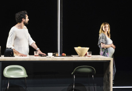 ödipus – Schaubühne Berlin – Thomas Ostermeier inszeniert Maja Zades Bearbeitung des antiken Stoffs