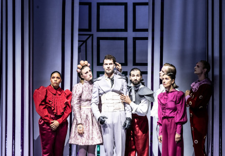 Orestie – Theater Münster – Saisonauftakt mit der Aischylos-Bearbeitung von Sivan Ben Yishai, Miru Miroslava Svolikova und Maren Kames, inszeniert von Elsa-Sophie Jach