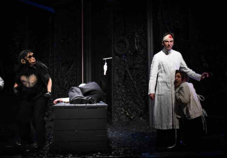 Peer Gynt – Rheinisches Landestheater Neuss – Tom Gerber inszeniert Henrik Ibsen