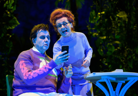 Die Physiker – Landestheater Linz – Tom Kühnel und Jürgen Kuttner zersägen Friedrich Dürrenmatt