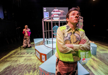 Pig Boy 1986-2358 – Theater Plauen-Zwickau – Gwendoline Soublins Saga über ein allzu menschliches Nutztier