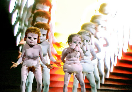 ►PLAY: Möwe | Abriss einer Reise – Schauspiel Dortmund – Kay Voges beleuchtet in seiner letzten Dortmunder Inszenierung frei nach Tschechow Wirkmacht und Grenzen der Kunst 