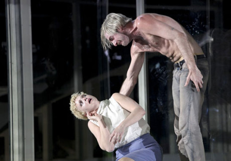 Die Ratten – Schauspiel Frankfurt – Felicitas Brucker schert sich nicht um Gerhart-Hauptmann-Tradition 