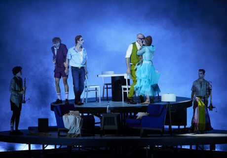  Eines langen Tages Reise in die Nacht. Instrumentalversion – Staatstheater Nürnberg – Rieke Süßkow findet eine neue Formensprache für Eugene O'Neills Familiendrama
