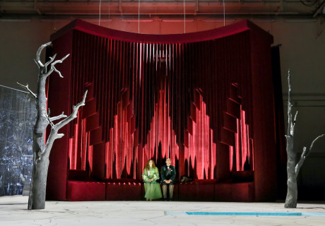 Salome – Residenztheater München – Ewelina Marciniaks ermächtigend gedachte Opern-Umdeutung verbleibt bei den Klischees