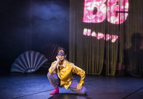 Soft War – Schauspiel Leipzig – Martina Hefter macht aus ihrem buchpreisgekrönten Text 