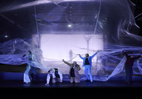 Der Sturm – Theater Koblenz – Caro Thum inszeniert Shakespeares Schauspiel mit kolonialkritischem Blick 