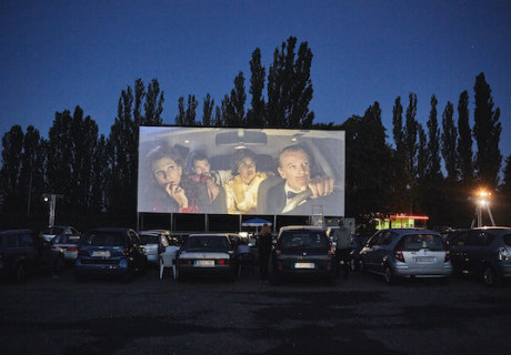 Theaterpodcast (25) – Gestaltungsspielraum trotz Hygienevorschriften: Welche Live-Formate sind unter Corona-Bedingungen denkbar, Cornelia Fiedler und Martin Wuttke?