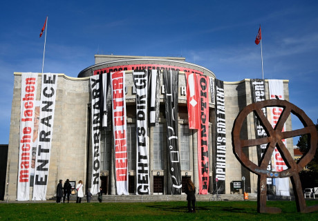 Berliner Theaterlandschaft: Ab- oder Umbruch? – Was wir aus der Geschichte um Ivan Nagels Theatergutachten lernen können