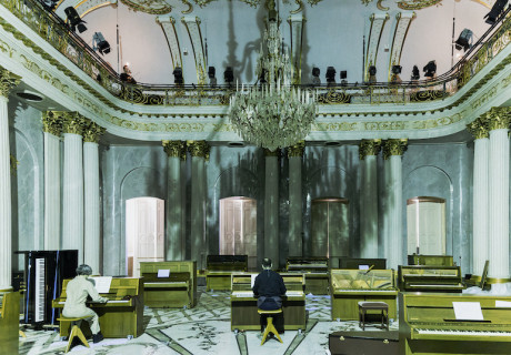 Werckmeister Harmonien – Staatsoper Unter den Linden Berlin – Thom Luz verneigt sich vor den Klavierstimmer:innen