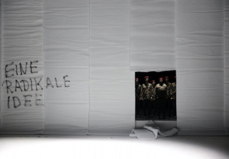 Give Peace a Chance. Wallenstein – Theater Münster – Stefan Otteni zeigt ein Schiller-Update zum 375. Jahrestag des Westfälischen Friedens