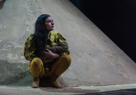 Woyzeck – Theater Oberhausen – Pia Richter emanzipiert die ermordete Marie in Georg Büchners Dramenfragment