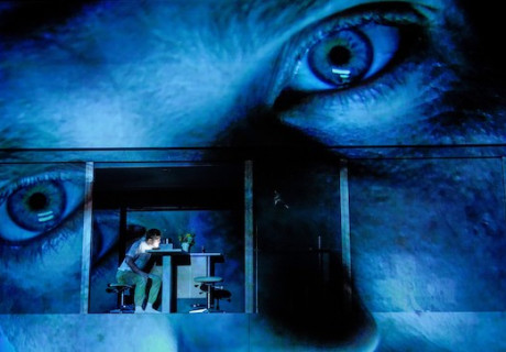 Woyzeck Interrupted – Deutsches Theater Berlin – Mahin Sadri und Amir Reza Koohestani zeigen die Online-Fassung ihrer Büchner-Überschreibung