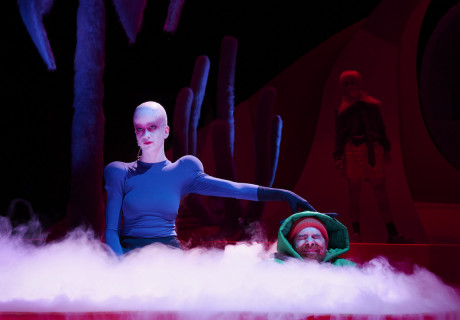 Die Zähmung der Widerspenstigen – Staatstheater Kassel – Pia Richter verlegt die Genderpolitik aus Shakespeares Klassiker ins Trash-TV