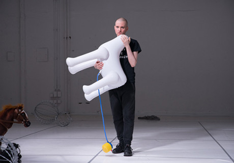 Save your Soul – Die Berliner Sophiensaele präsentieren bei ihrem Festival Arbeiten von Interrobang, The Agency und Anta Helena Recke