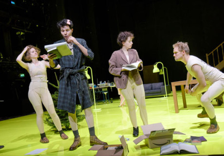 Positionen der Kritik II – Residenztheater-Dramaturg Sebastian Huber fragt, ob die informierte Kritik auf dem Rückzug ist 