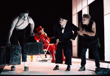 Warten auf Godot – Theater an der Josefstadt Wien – Claus Peymann inszeniert Samuel Becketts Klassiker des Absurden