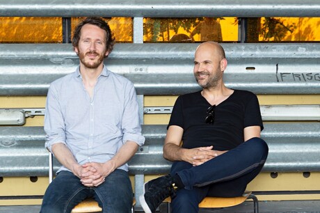 Interview – Nicolas Stemann und Benjamin von Blomberg vom Schauspielhaus Zürich erzählen, wie aus der Limitierung durch die Coronakrise Ideen erwachsen