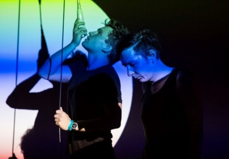 ghostdance – Thomas Köcks und Andreas Spechtls Geschichts- und Gespensterbeschwörung beim Festival ImPulsTanz Wien