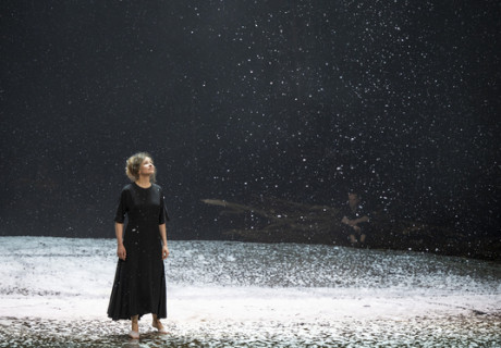 Das Lied von der Erde – Wiener Festwochen – Philippe Quesne inszeniert mit Emilio Pomàrico und dem Klangforum Wien Mahlers sinfonisch-dystopischen Liederzyklus