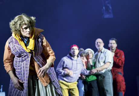 Vor dem Fest – Schauspiel Hannover –  Lars-Ole Walburg erzählt mit Saša Stanišić Mythen und Legenden aus der Provinz 